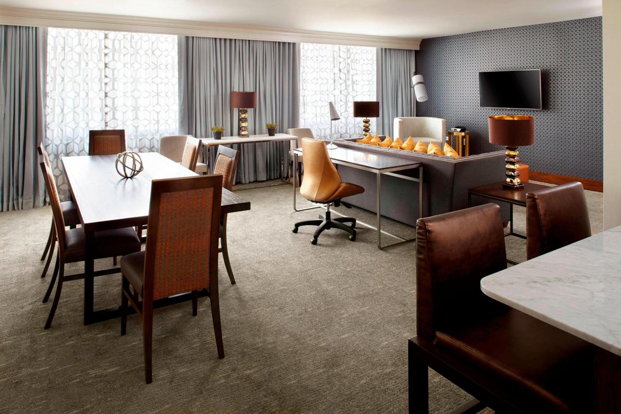 Raleigh Marriott Crabtree Valley מראה חיצוני תמונה