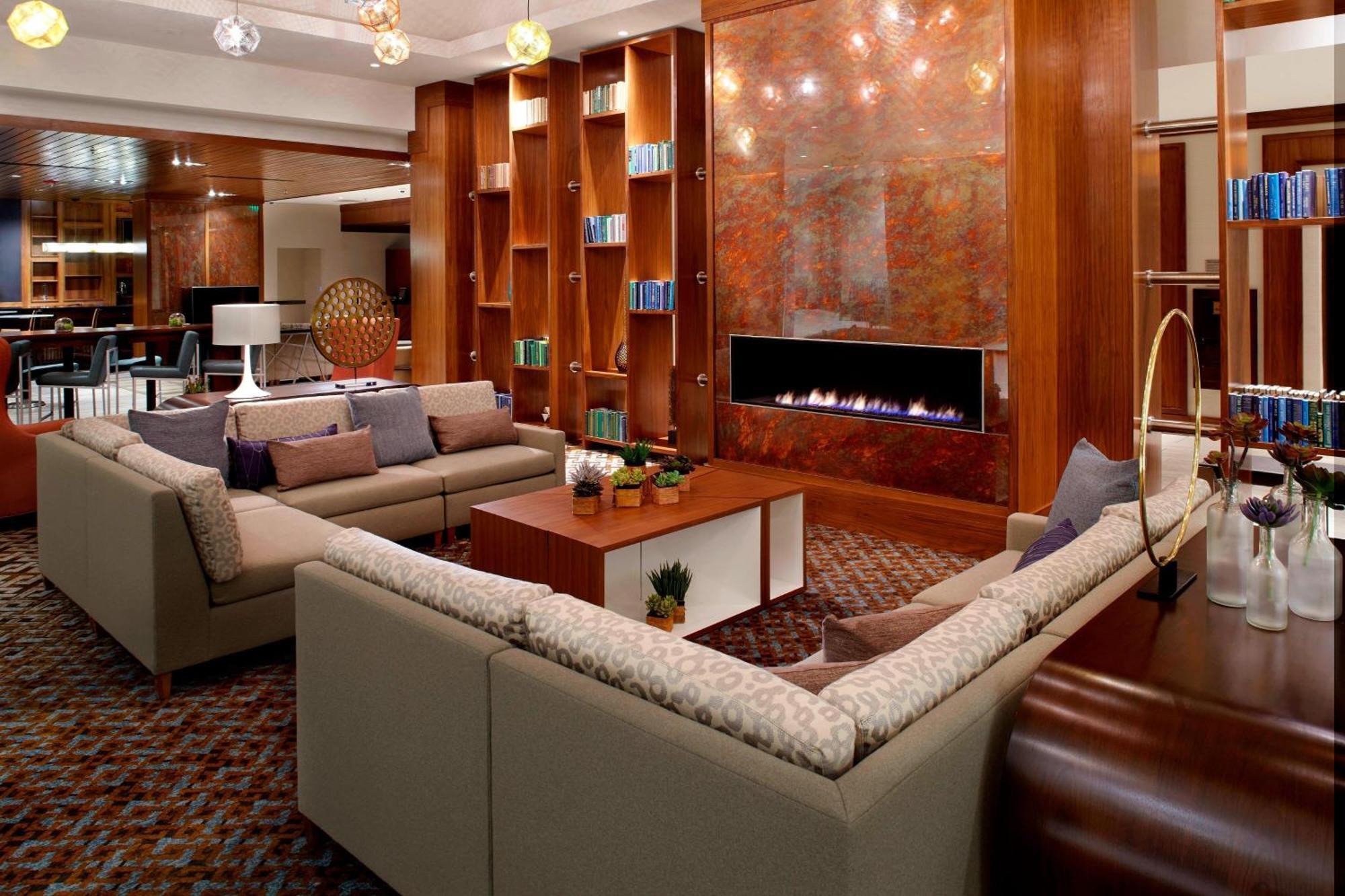 Raleigh Marriott Crabtree Valley מראה חיצוני תמונה